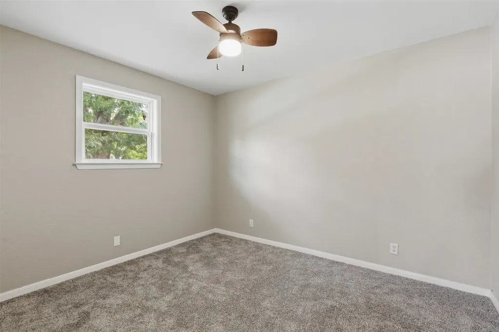 9705 Rosalie Court Granbury TX 76049