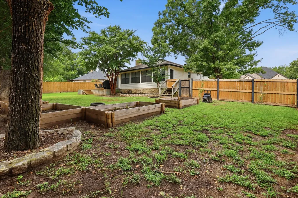 9705 Rosalie Court Granbury TX 76049