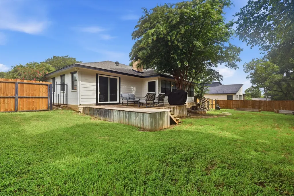 9705 Rosalie Court Granbury TX 76049