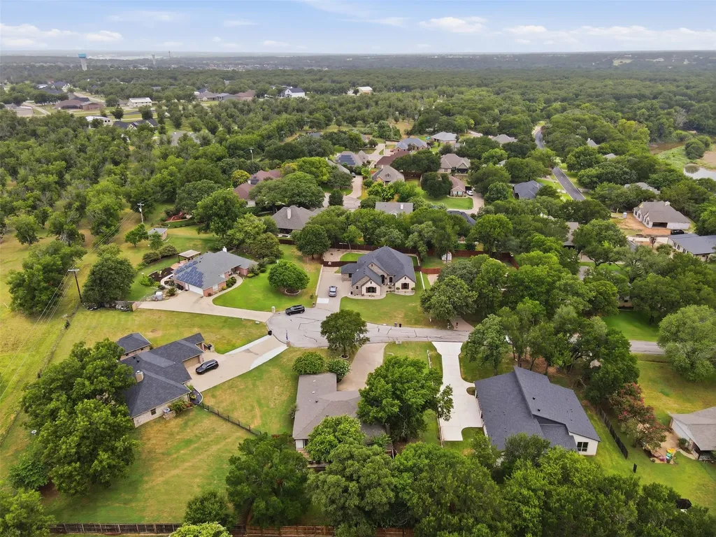 9705 Rosalie Court Granbury TX 76049