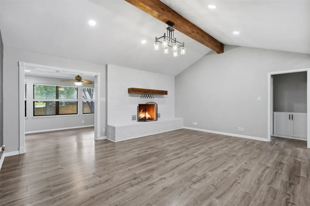 9705 Rosalie Court Granbury TX 76049