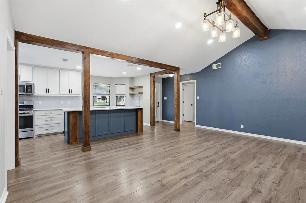 9705 Rosalie Court Granbury TX 76049