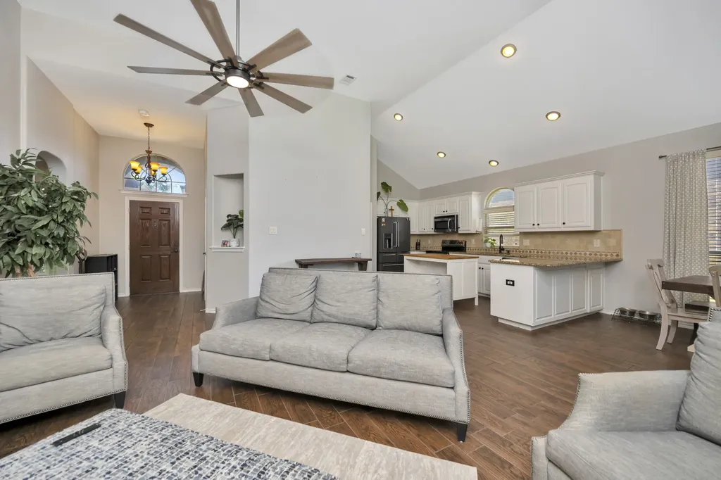 545 Wild Ivy Trail Fort Worth TX 76052