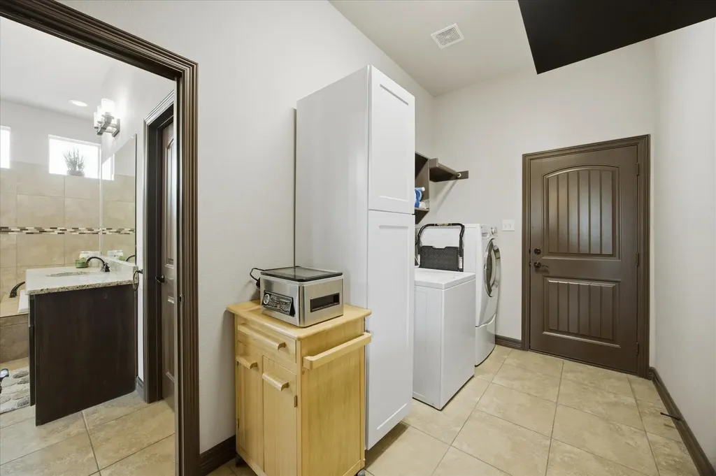 2447 County Road 2710 Caddo Mills TX 75135