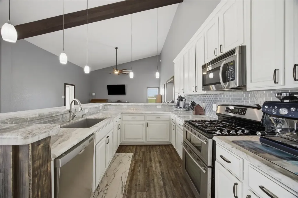2447 County Road 2710 Caddo Mills TX 75135