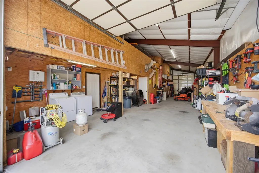 2447 County Road 2710 Caddo Mills TX 75135