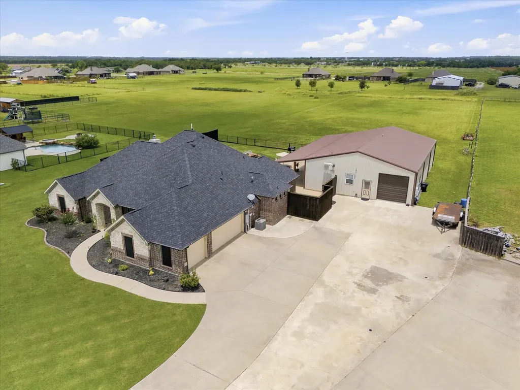 2447 County Road 2710 Caddo Mills TX 75135
