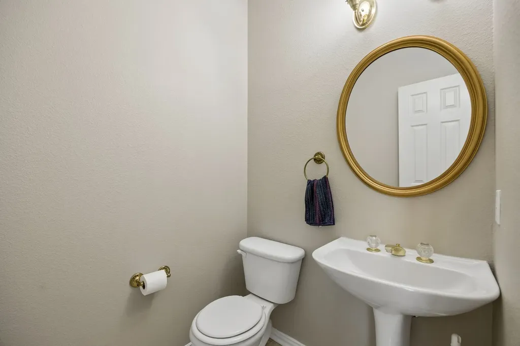 2623 Garden Ridge Lane Arlington TX 76006