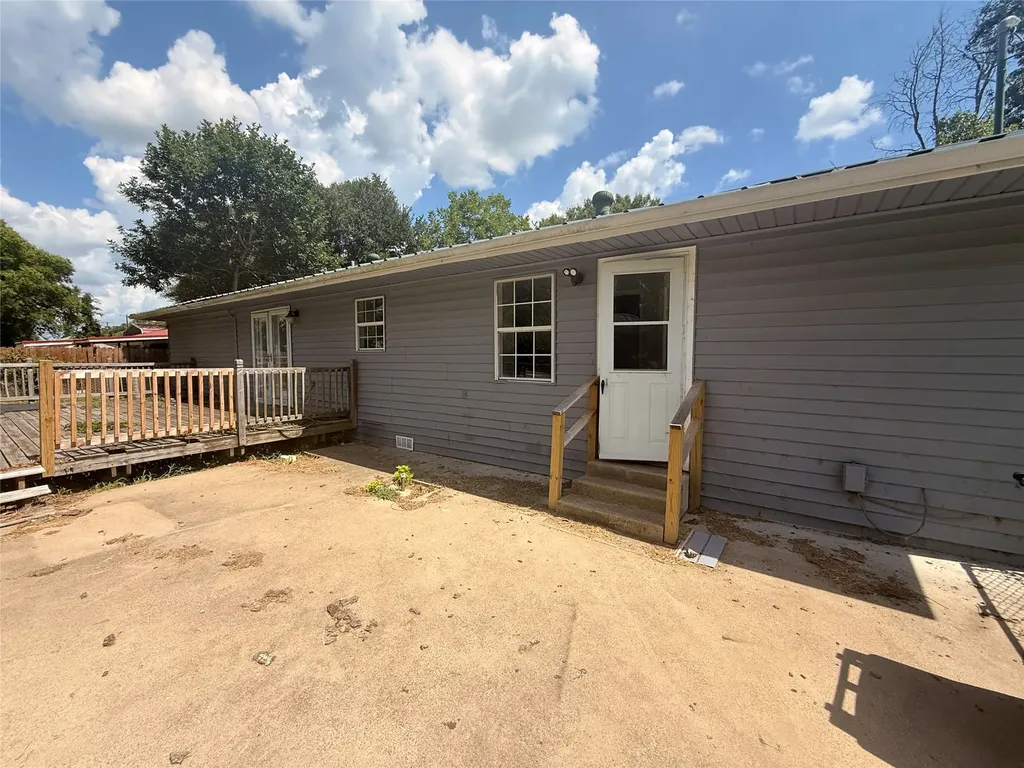 209 Lone Star Road Trinidad TX 75163