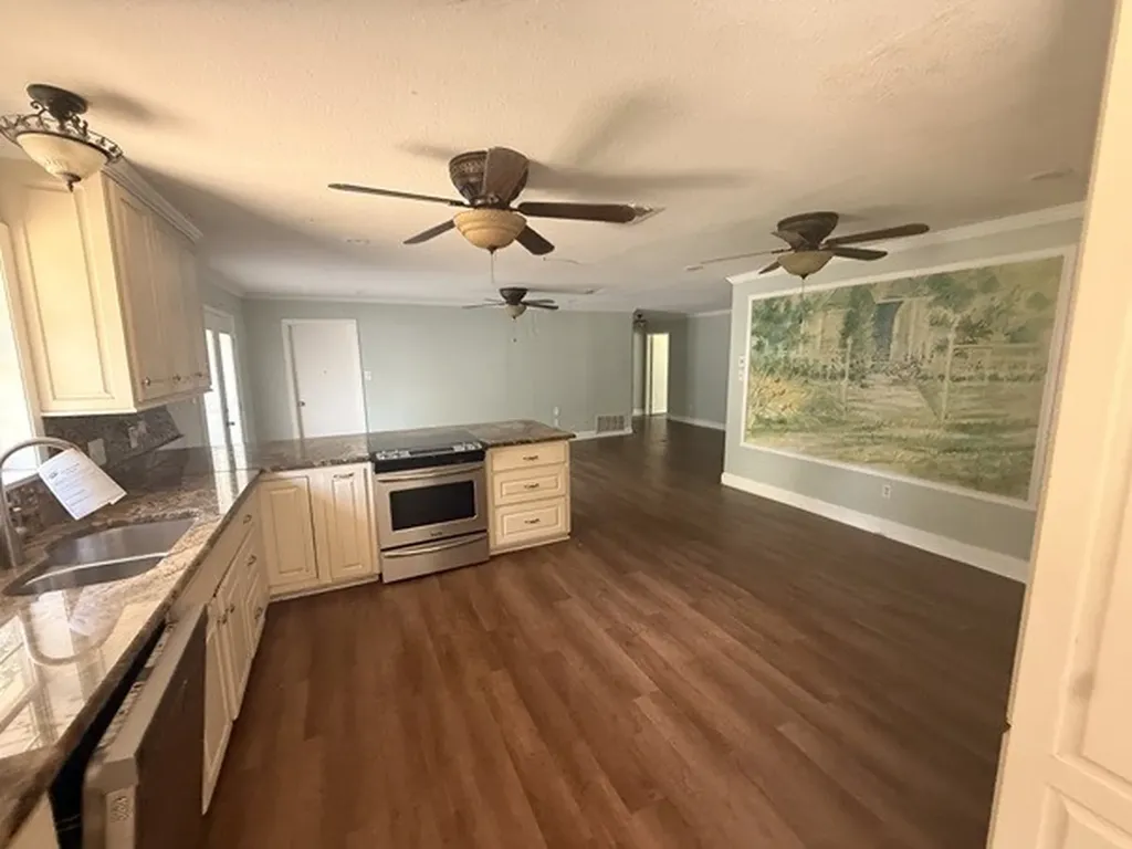 209 Lone Star Road Trinidad TX 75163