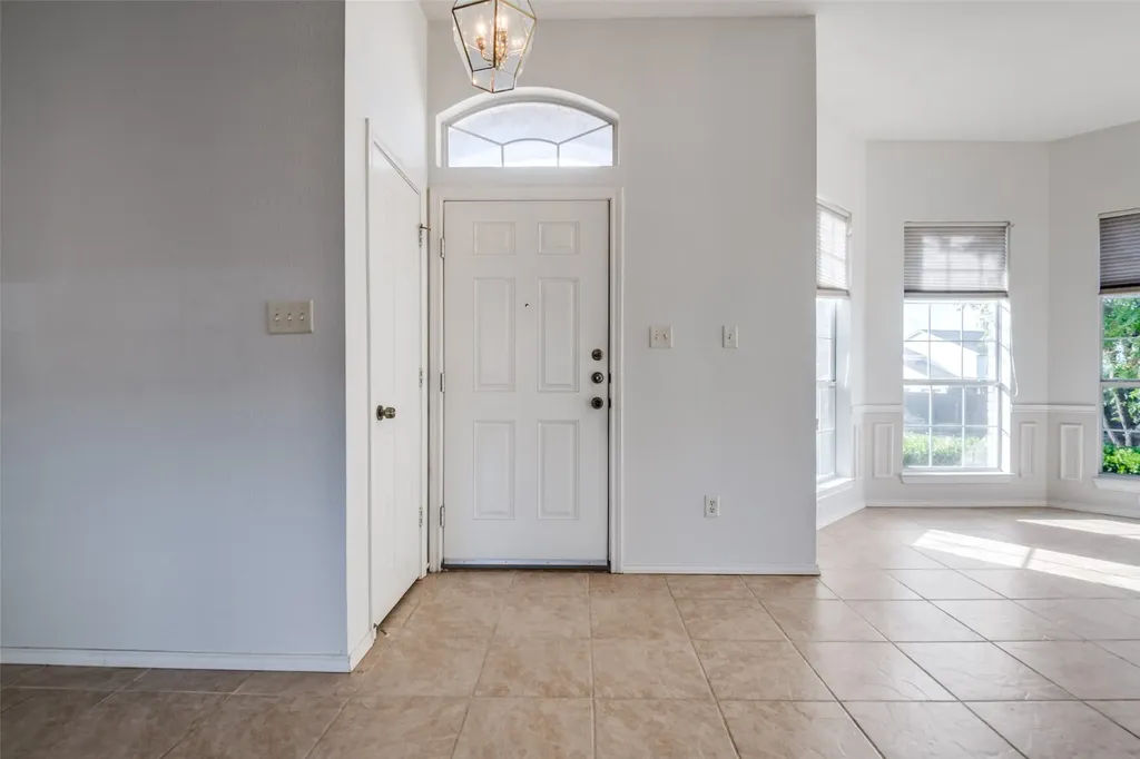 4500 Saddlebrook Drive Carrollton TX 75010