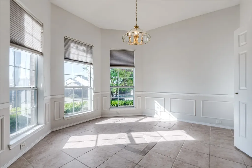 4500 Saddlebrook Drive Carrollton TX 75010