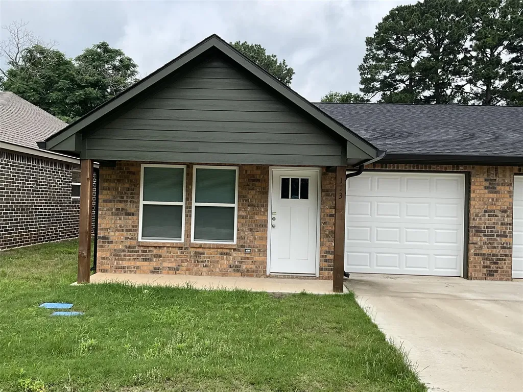 113 Isabella Street Mineola TX 75773