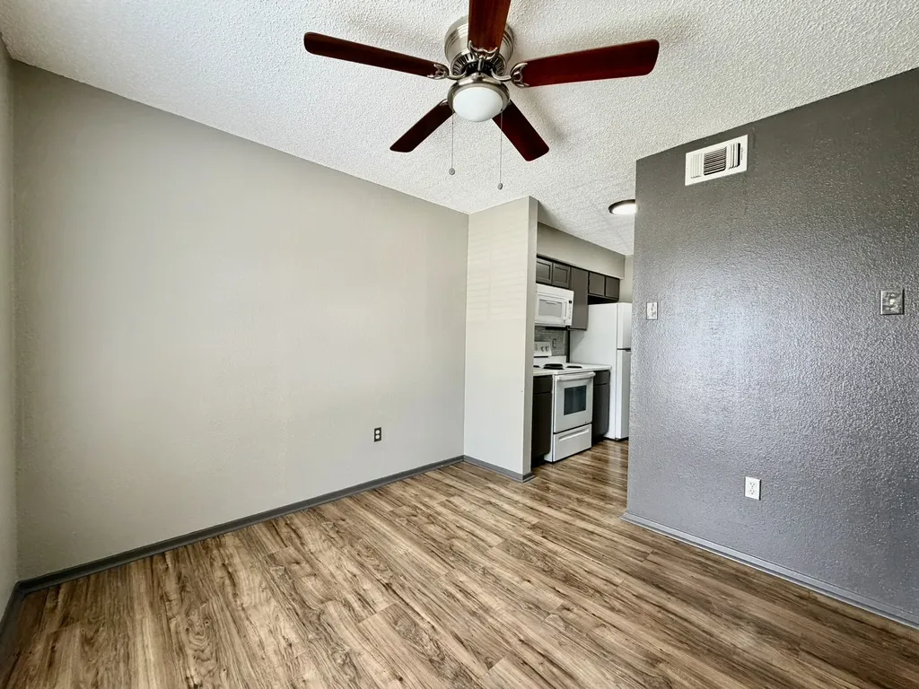 12482 Abrams Road Dallas TX 75243