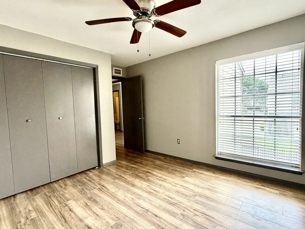 12482 Abrams Road Dallas TX 75243