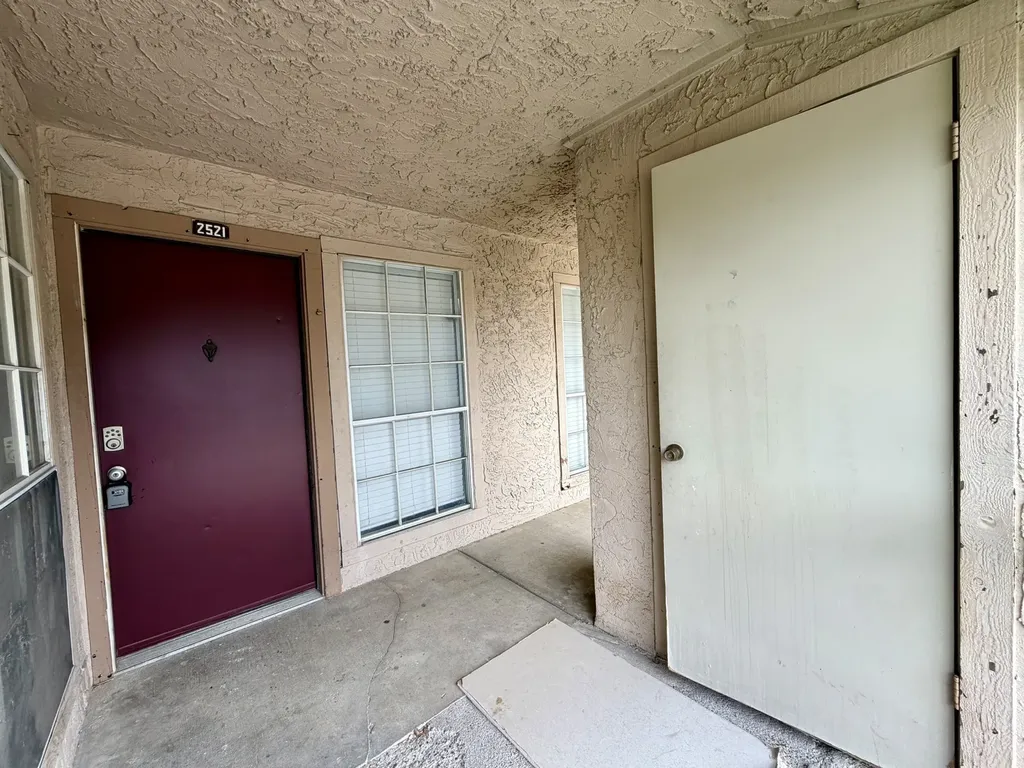 12482 Abrams Road Dallas TX 75243