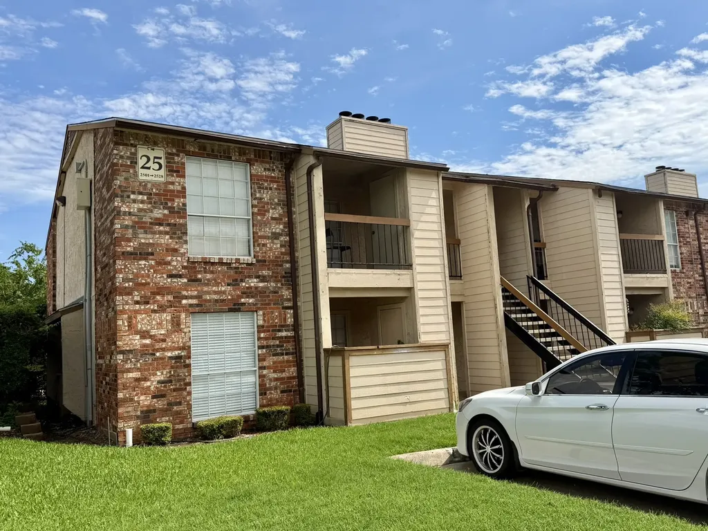 12482 Abrams Road Dallas TX 75243
