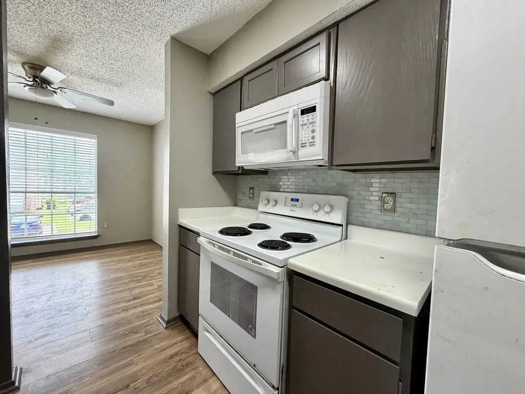 12482 Abrams Road Dallas TX 75243