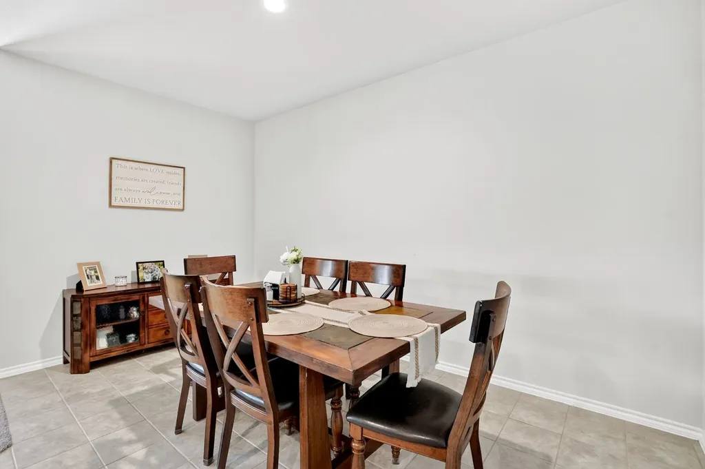 16648 Geskey Drive Justin TX 76247