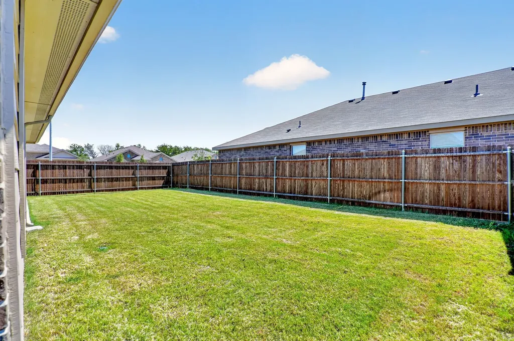 16648 Geskey Drive Justin TX 76247