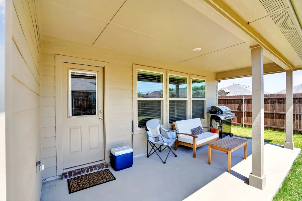 16648 Geskey Drive Justin TX 76247
