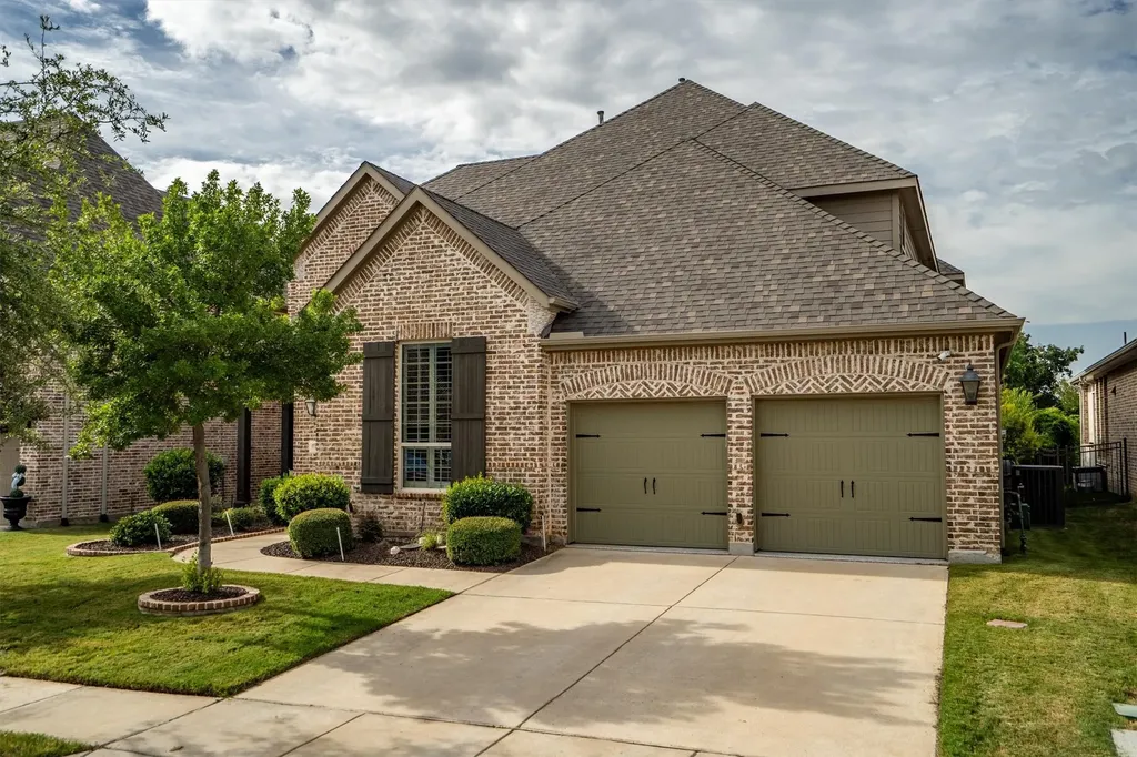 1601 Trinidad Way Lantana TX 76226