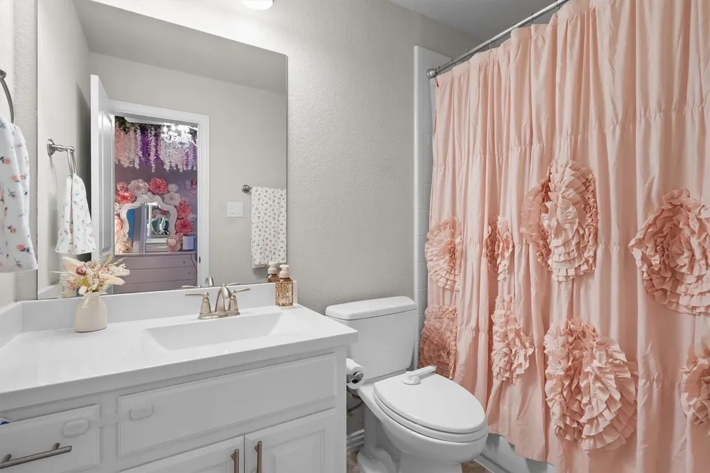 1601 Trinidad Way Lantana TX 76226