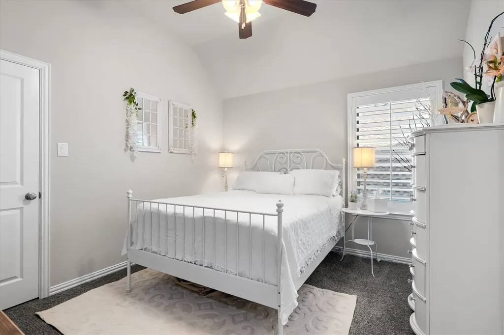 1601 Trinidad Way Lantana TX 76226
