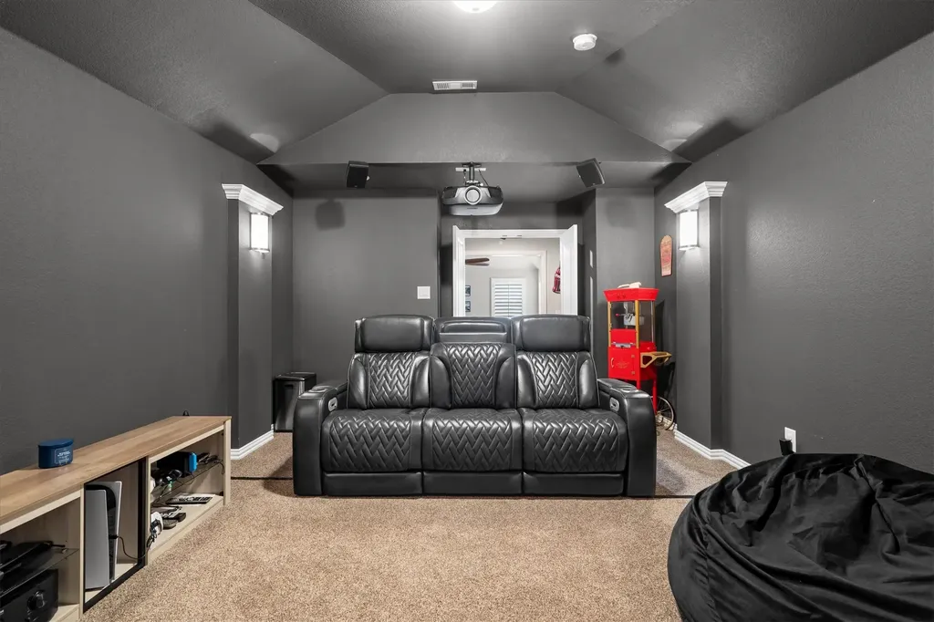 1601 Trinidad Way Lantana TX 76226