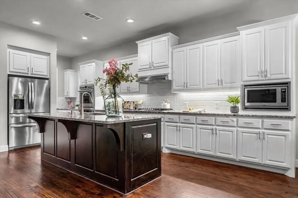 1601 Trinidad Way Lantana TX 76226