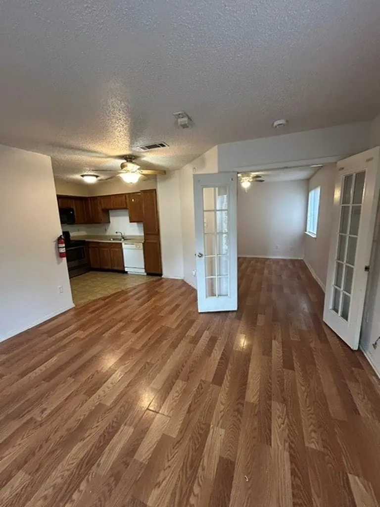 9839 Walnut Street Dallas TX 75243