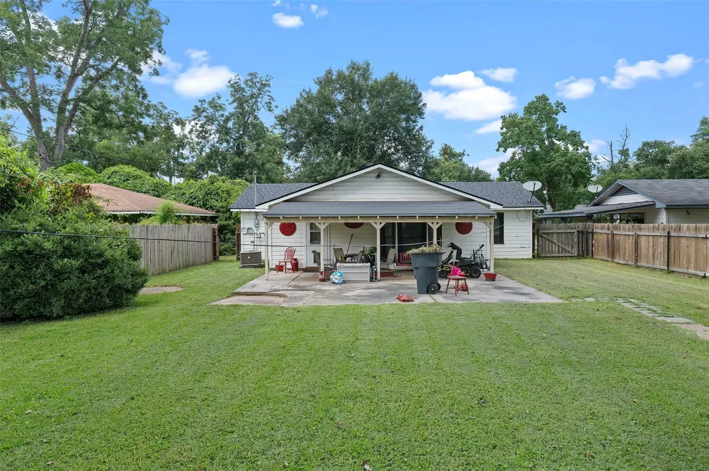 1702 Cline Street Bossier City LA 71112