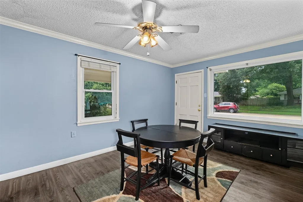 1702 Cline Street Bossier City LA 71112