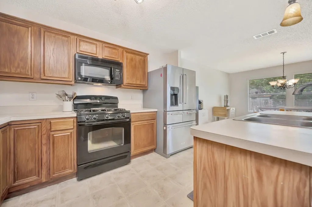 6825 Permian Lane Fort Worth TX 76137