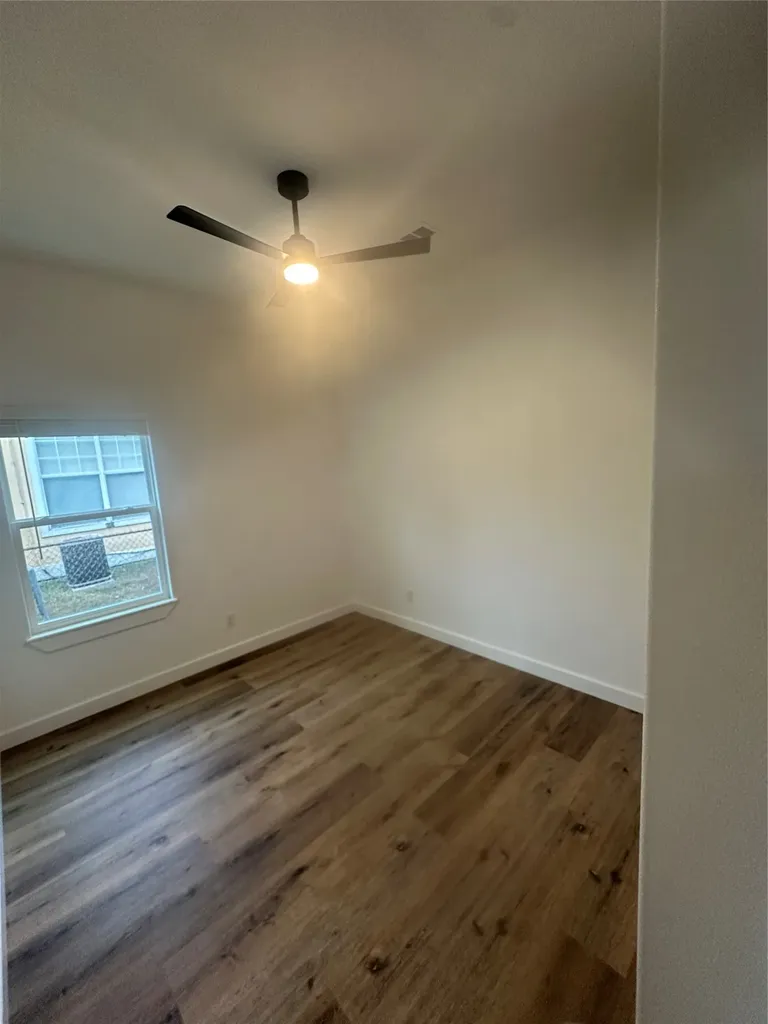 2715 Grafton Avenue Dallas TX 75211