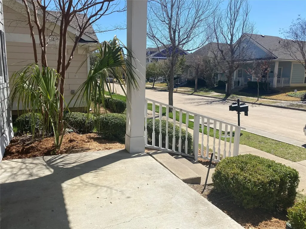 1717 Forsythe Drive Savannah TX 76227