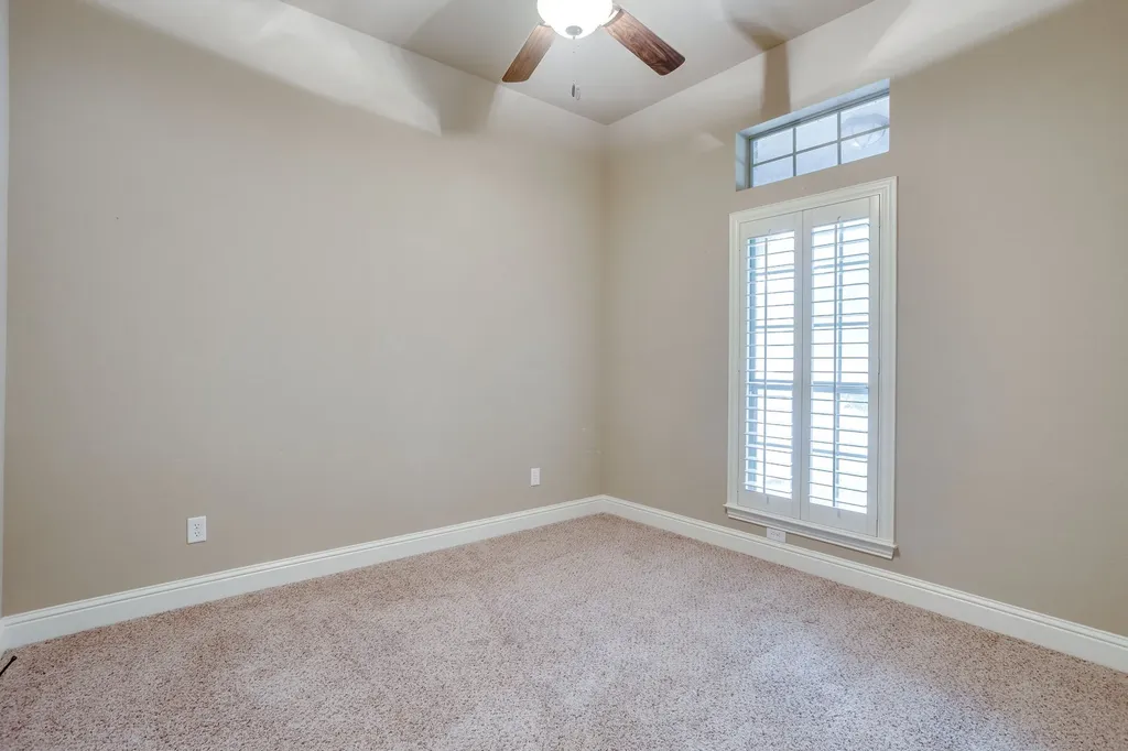 7412 Heights View Drive Benbrook TX 76126
