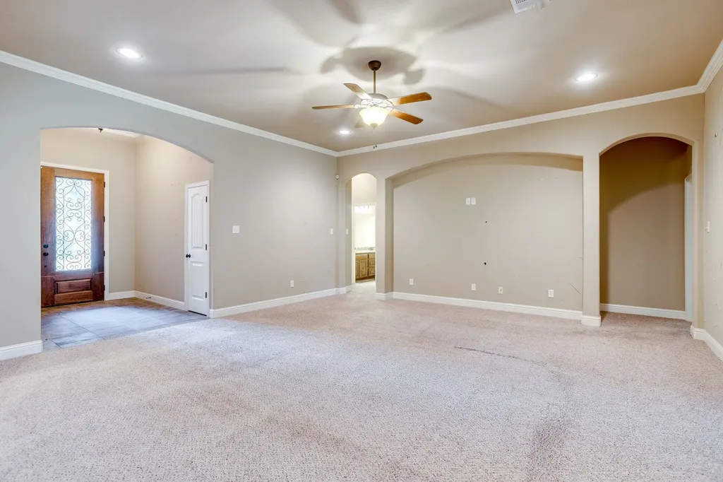 7412 Heights View Drive Benbrook TX 76126