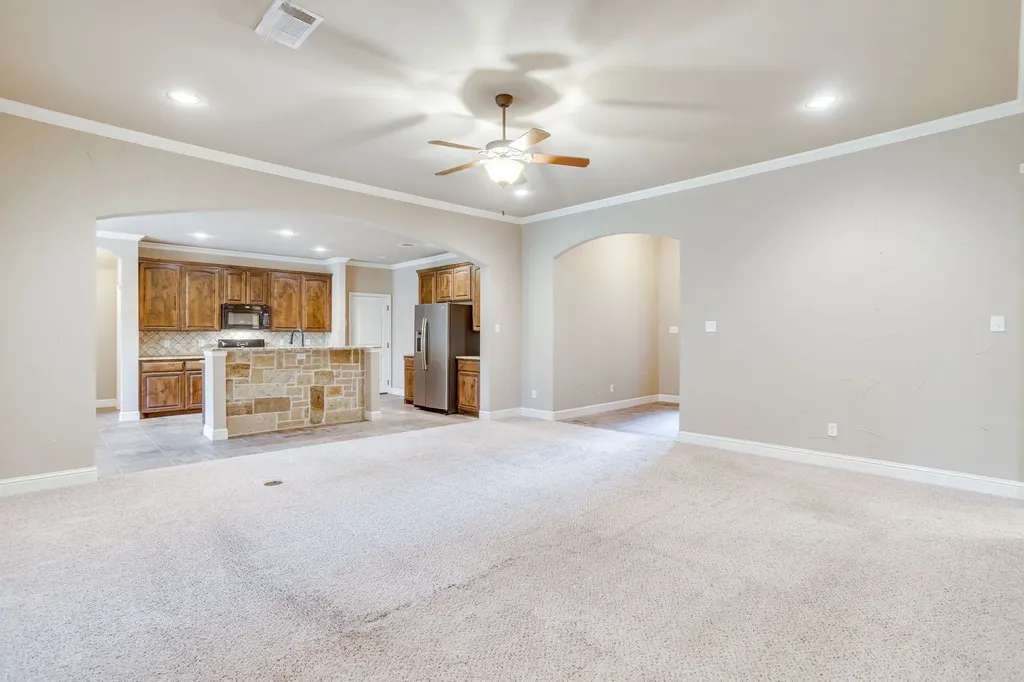 7412 Heights View Drive Benbrook TX 76126