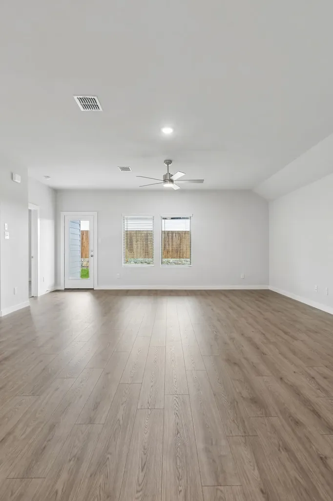 464 Hocking Hills Drive Waxahachie TX 75165