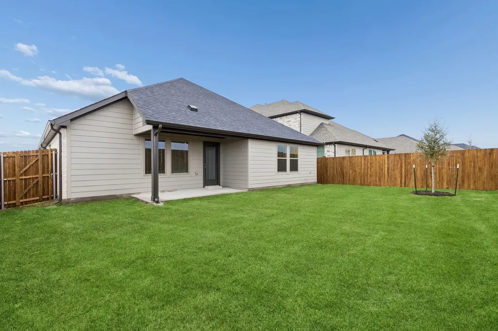 464 Hocking Hills Drive Waxahachie TX 75165