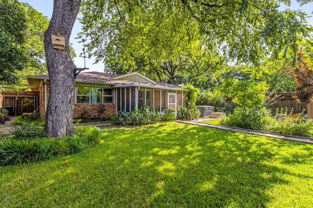 603 W Belt Line Road Richardson TX 75080