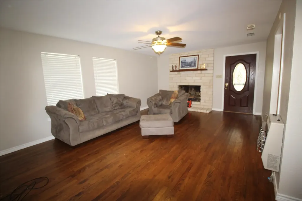 7731 Fm 857 Grand Saline TX 75140