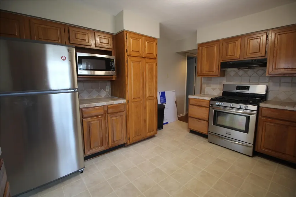 7731 Fm 857 Grand Saline TX 75140