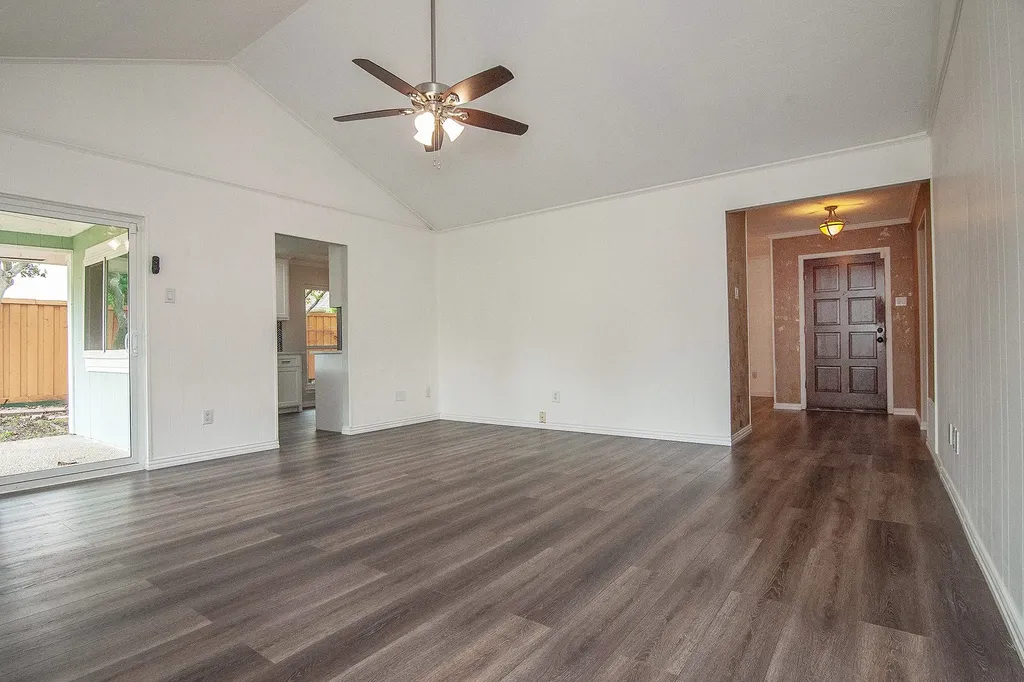 1912 Knob Hill Drive Plano TX 75023