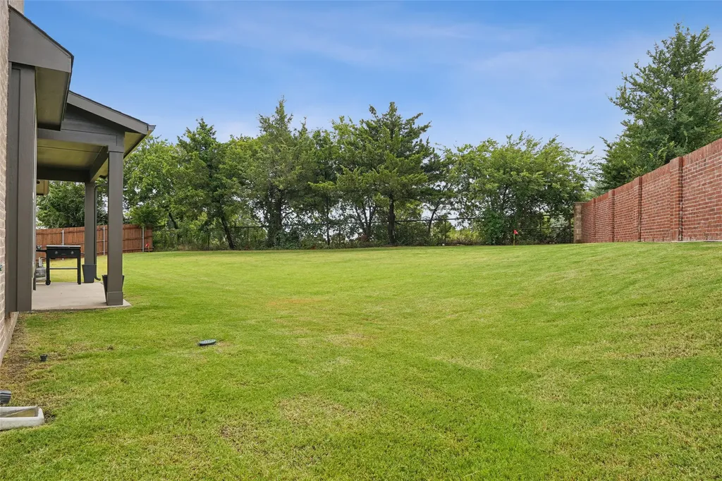 826 Townsman Court Midlothian TX 76065