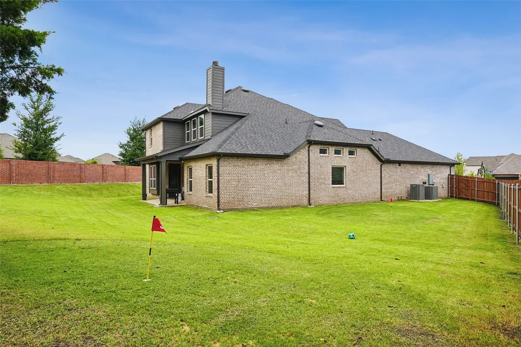 826 Townsman Court Midlothian TX 76065