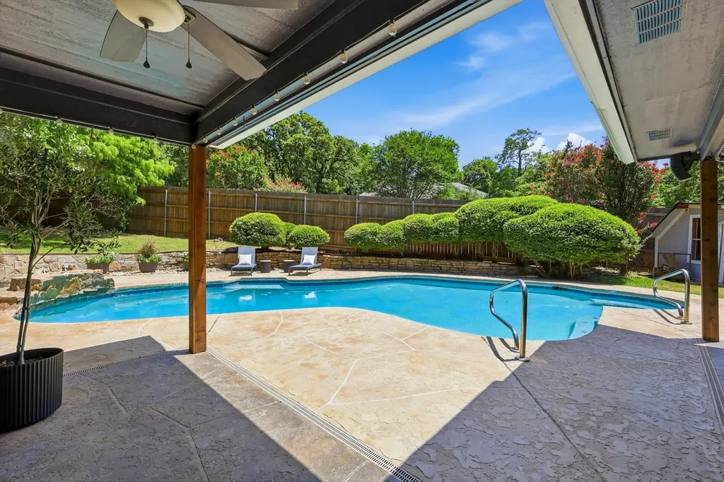 5706 Trail Lake Drive Arlington TX 76016
