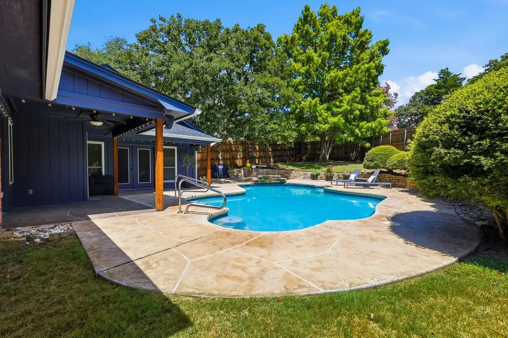 5706 Trail Lake Drive Arlington TX 76016