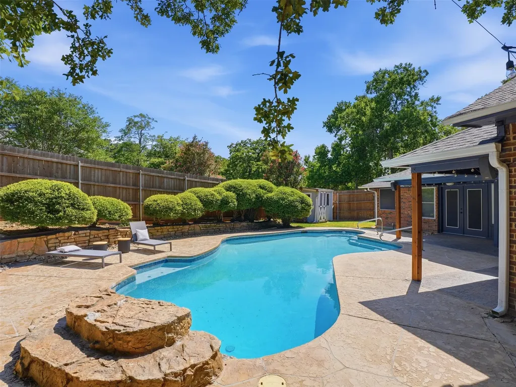 5706 Trail Lake Drive Arlington TX 76016
